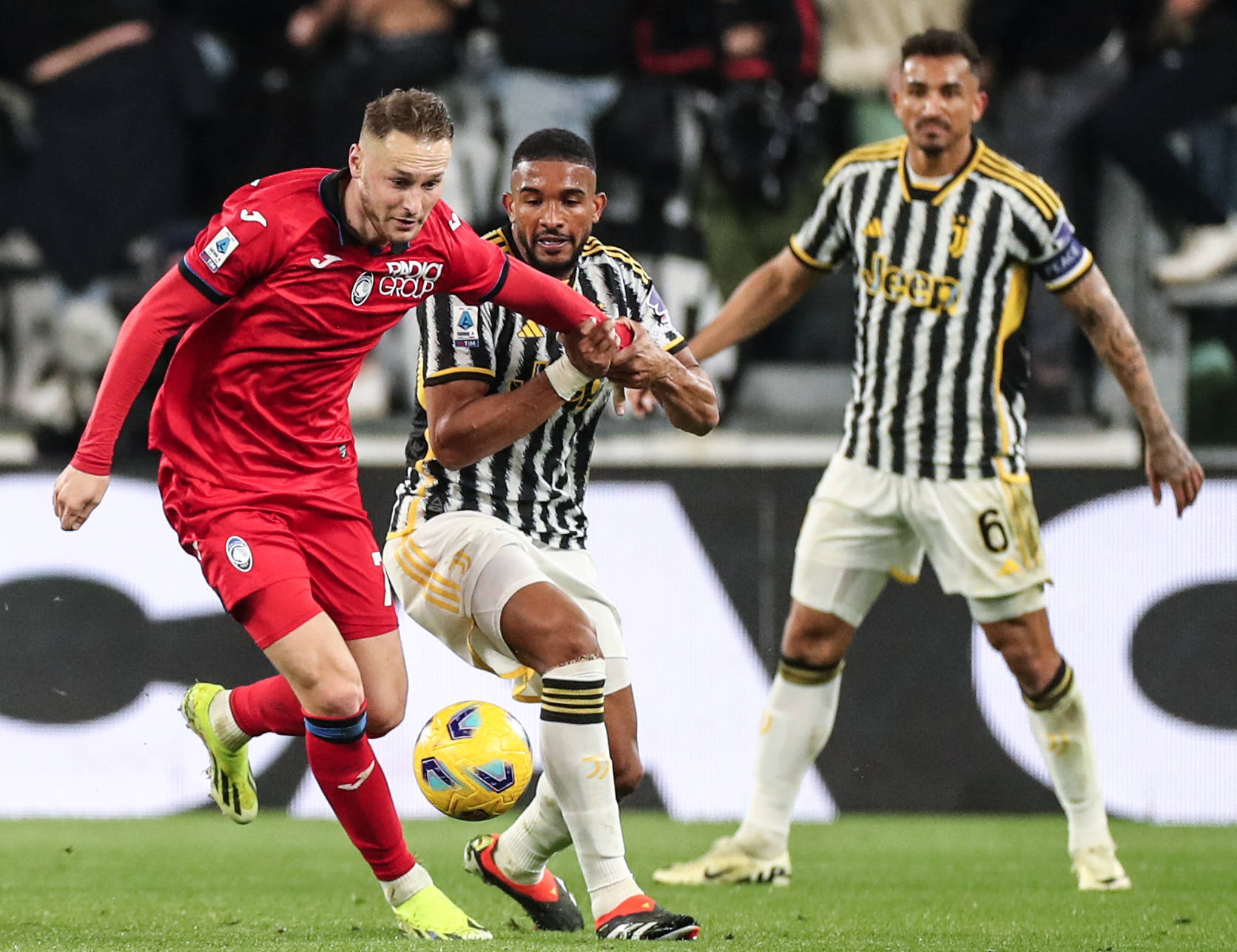 亚特兰大曼务轮换阵容,球队目标不变 亚特兰大曼务轮换阵容,球队目标不变