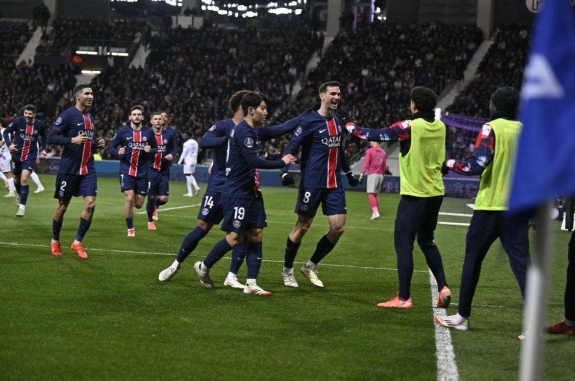 关于圣埃蒂安客场战平南特,法甲保级困境难解的信息 关于圣埃蒂安客场战平南特,法甲保级困境难解的信息