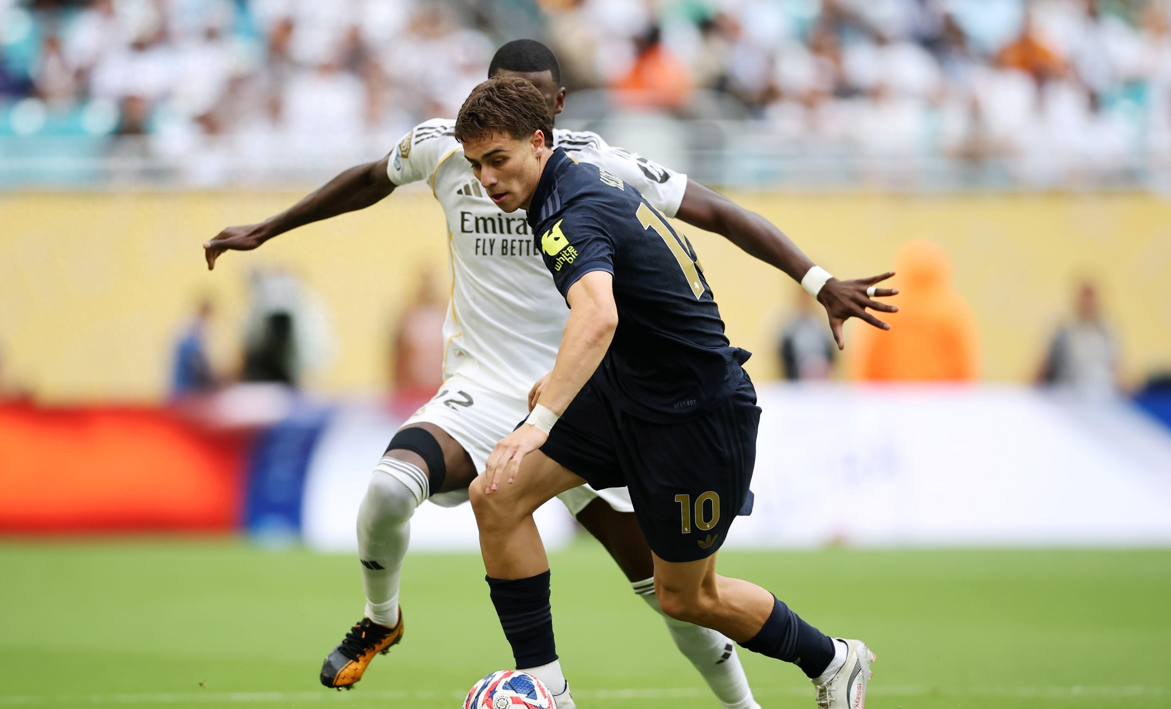 意甲劲旅取得胜利,继续在联赛中保持领先地位 意甲劲旅取得胜利,继续在联赛中保持领先地位